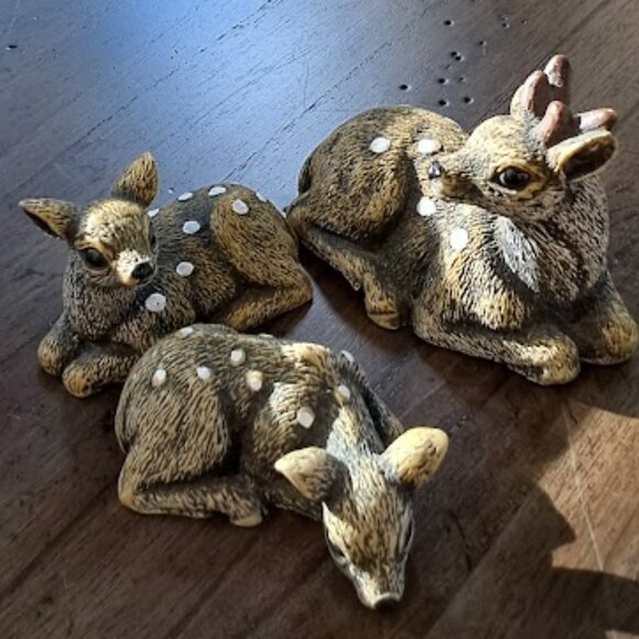 3 Deer Figurines Buck Fawn White Spotted Deer Sand cast Animal Nature Decor - Picture 6 of 9